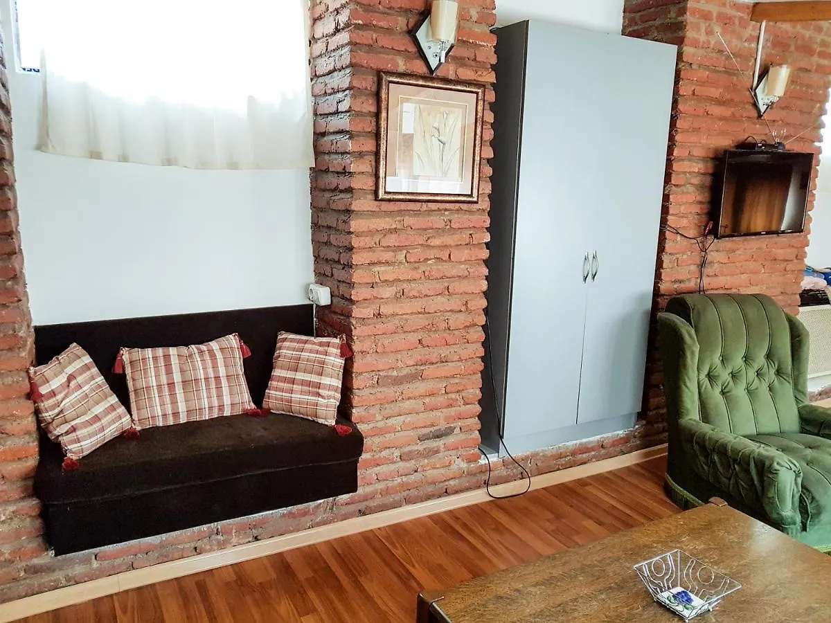 Bright Cozy King Bed Apartment In Tbilisi Center 0*,