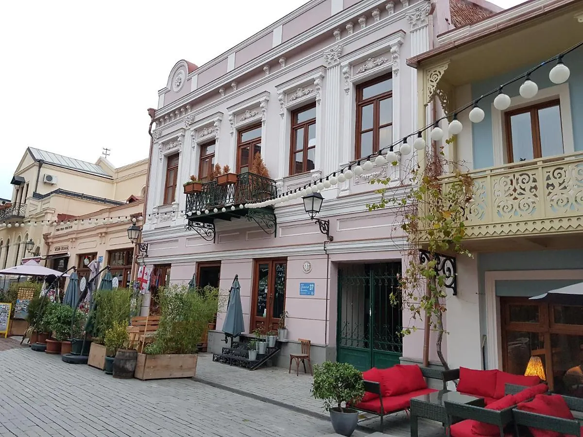 Bright Cozy King Bed Apartment In Tbilisi Center Georgia