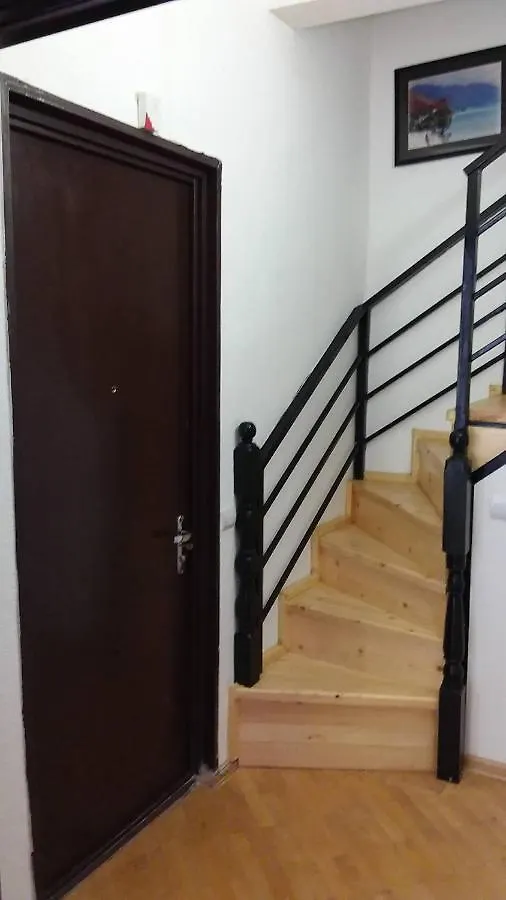Aparthotel Bright Cozy King Bed Apartment In Tbilisi Center